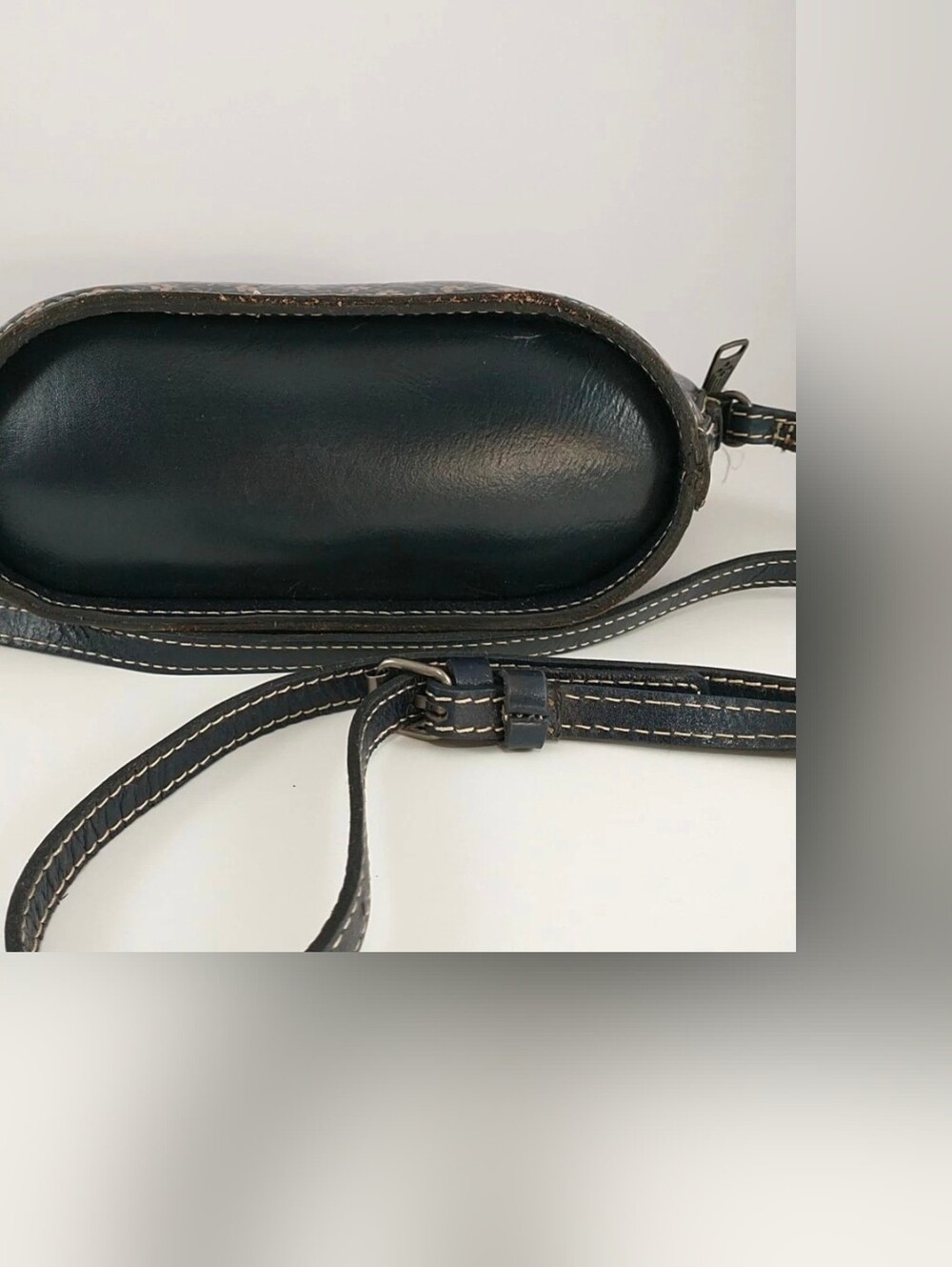 PATRICIA NASH Venezia Daisy Navy Blue Leather Crossbody Bag - Picture 3 of 13